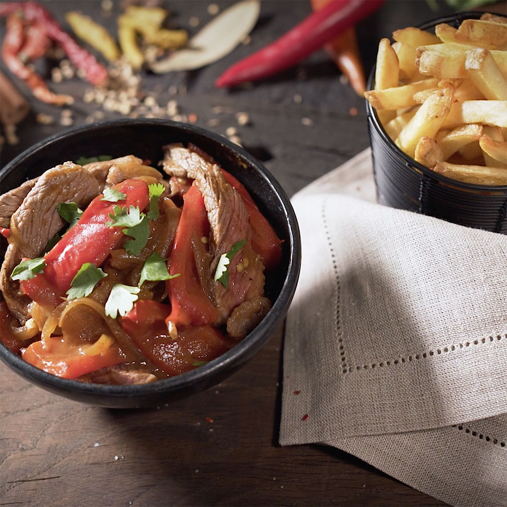 Jal Frezi Rindfleisch und Chips
